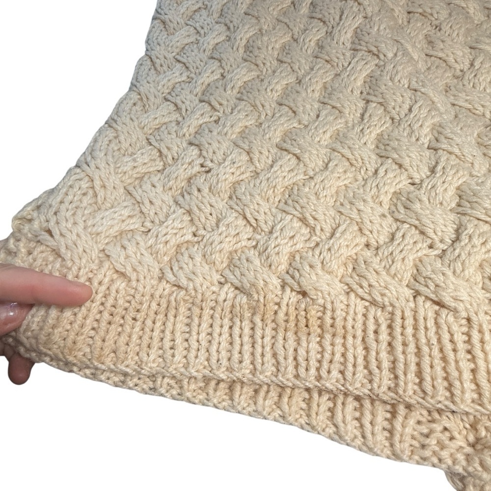 Vintage Cable Knit Wool Sweater Vest Womens Size L Cream 70s Wood Button Chunky - Picture 7 of 11